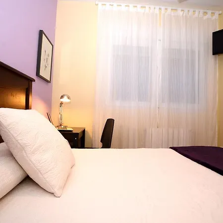 Apartamentos Turisticos Ceres Mèrida Exterior photo